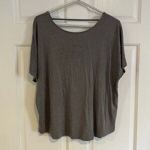 Soma Ladies Round Neck Open Back Short Sleeve Casual Top Size M